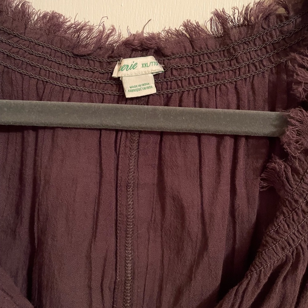 Women's Frayed Sleeveless Top - Purple - Picture 3 of 3